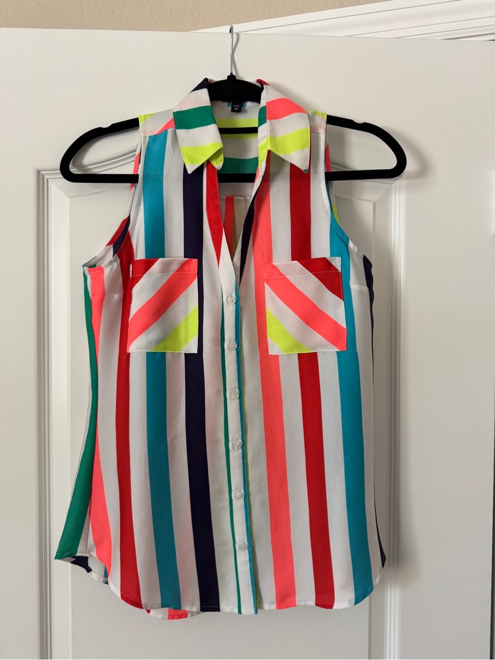 Express Multicolor Striped Sleeveless Button-Down Top